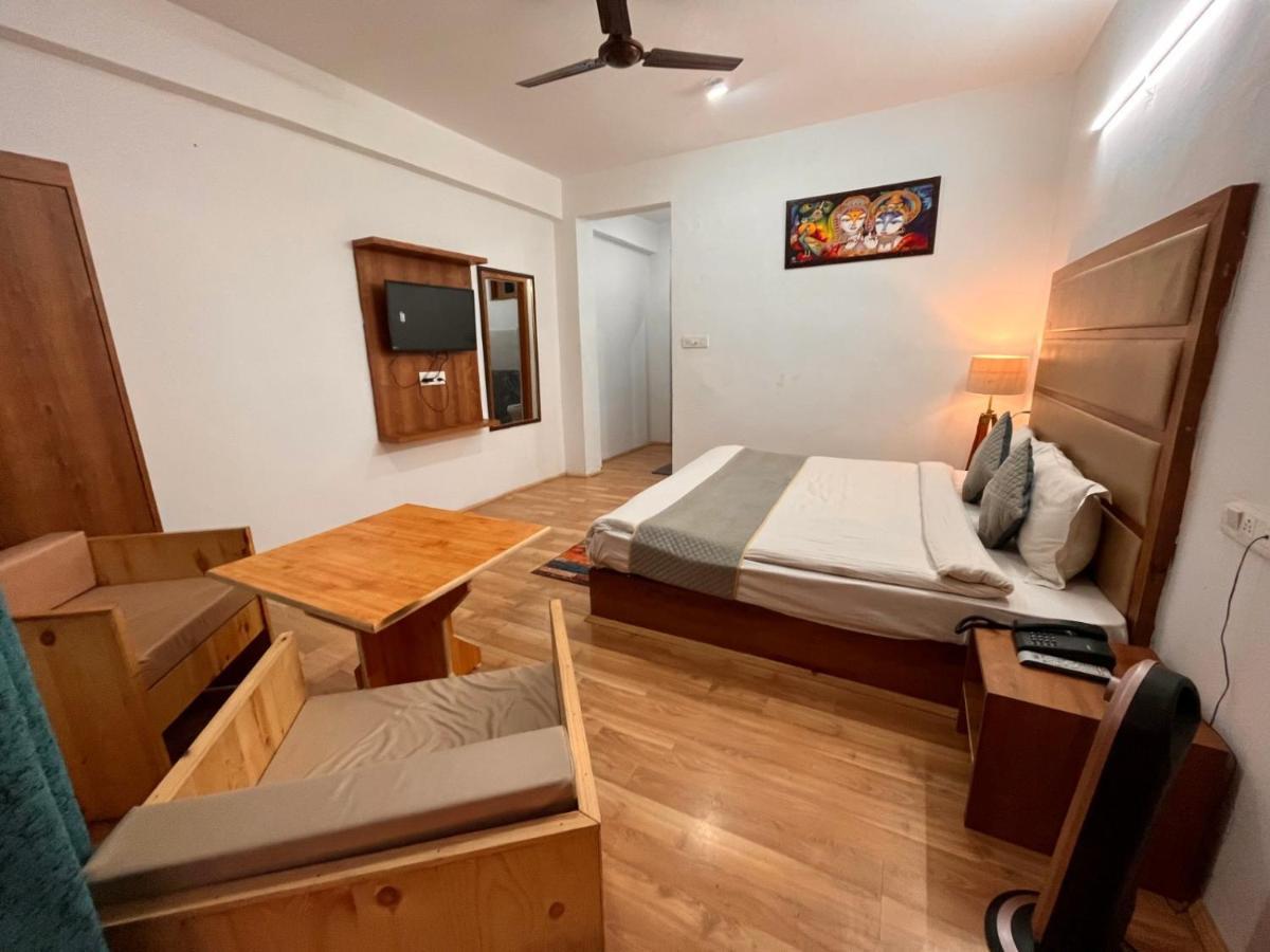 Himalayan Riverpark - A Four Star Luxury Hotel, Manali Exterior foto